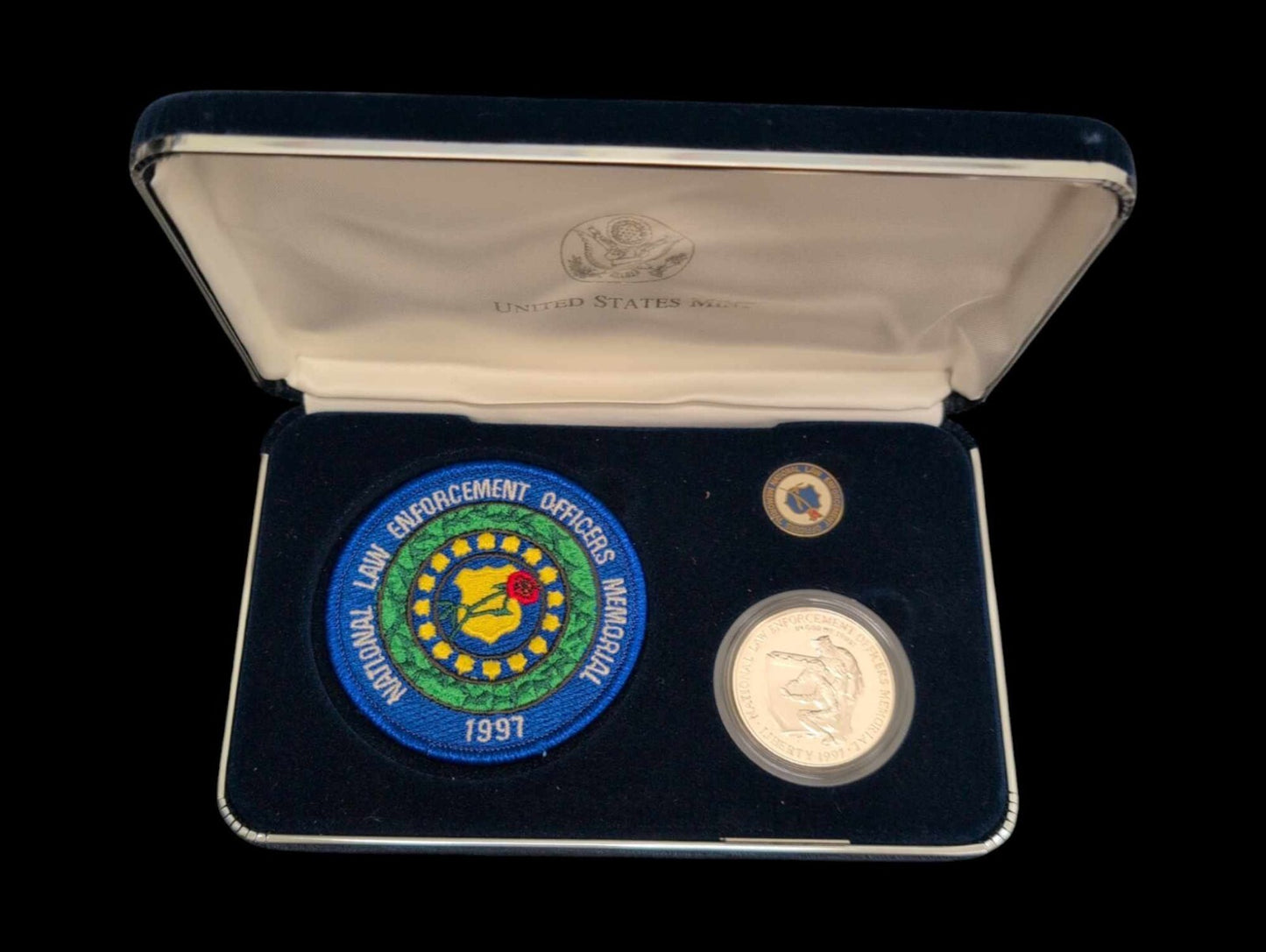 1997 National Law Enforcement Officers Memorial Commemorative Coin D207