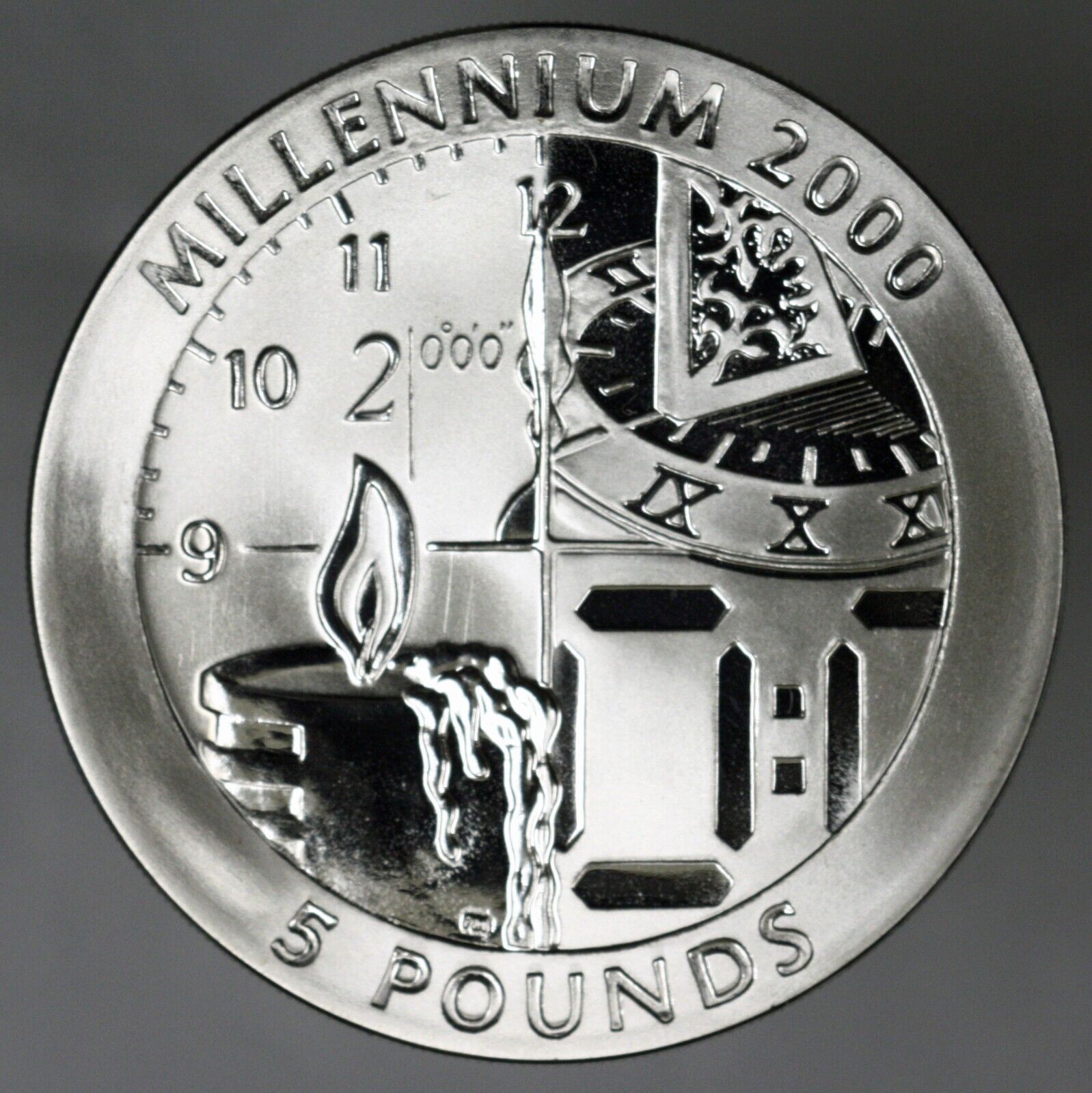 Gibraltar 1999 5 Pounds Millennium 10g Titanium  A3370