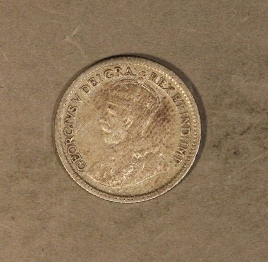 1915 Canada 5 Cents Silver Nice Details