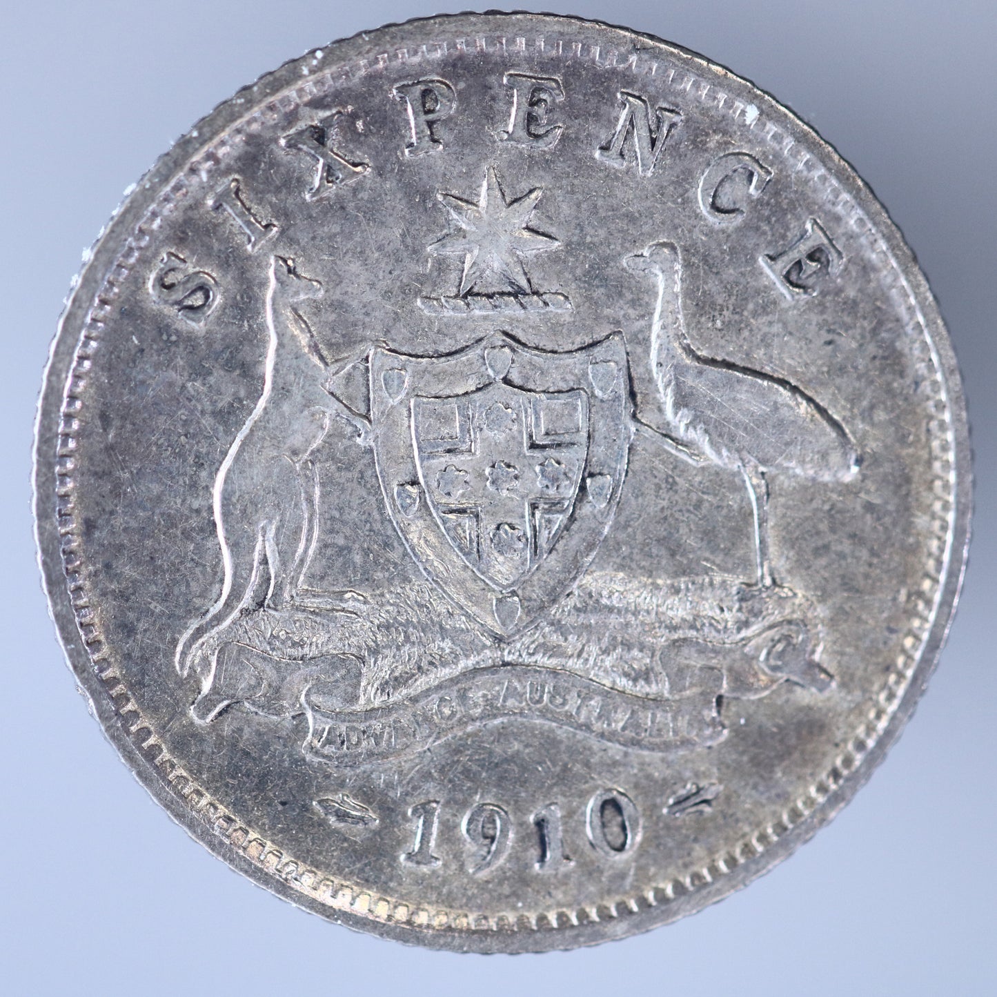 Australia 1910 L 6 Pence A3594