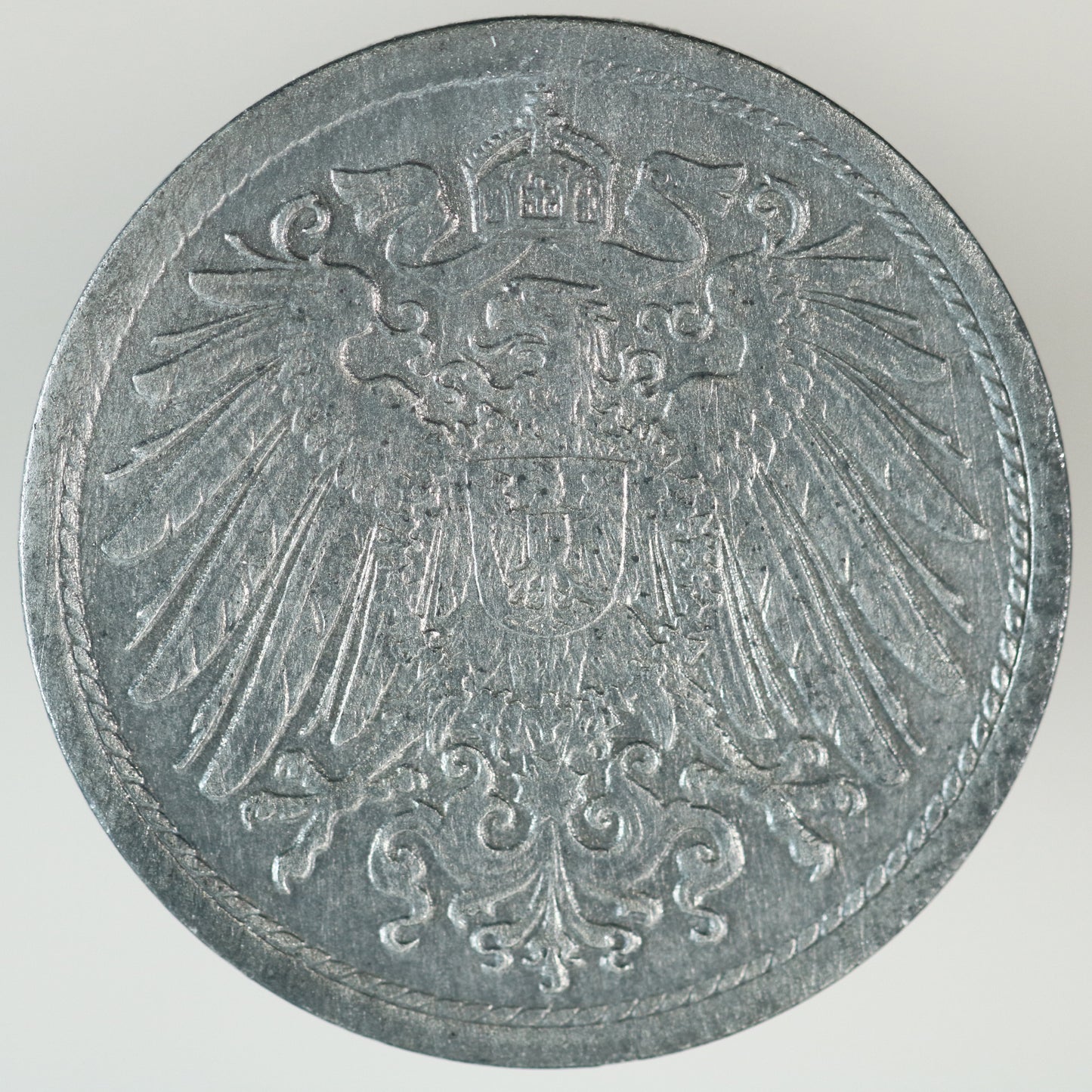 Germany 1920 10 Pfennigs A3582