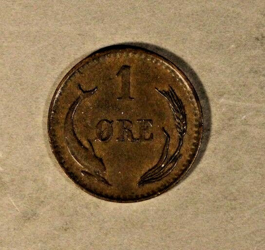 1880 Denmark 1 Ore Pleasant            