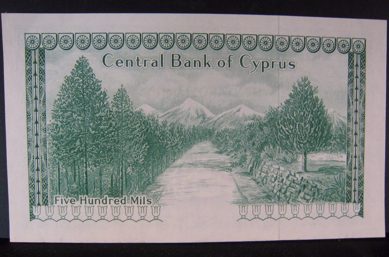 1964-1966 CYPRUS, Central Bank of, 1.9.1979 500 MILS CU