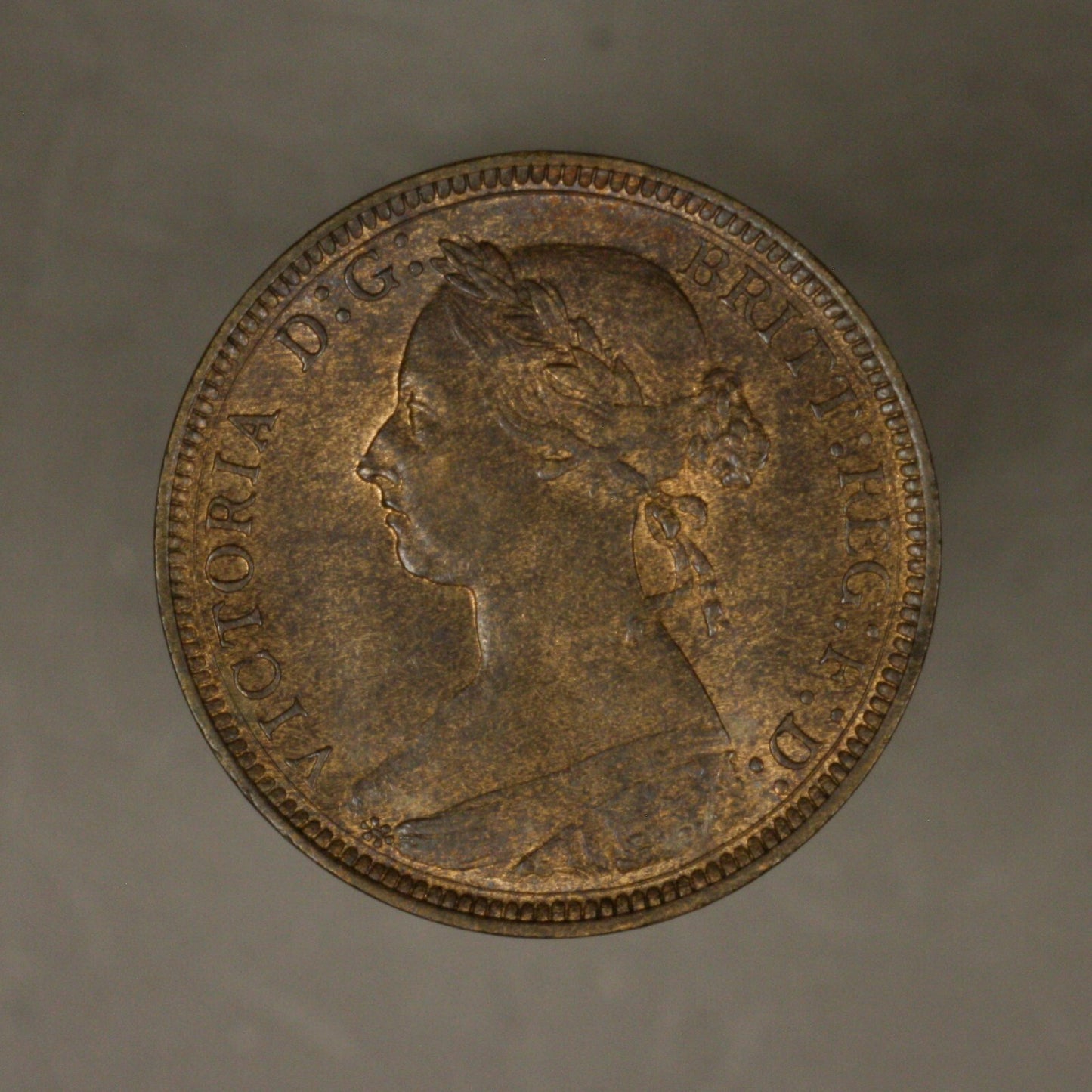 Great Britain 1887 half 1/2 Penny unc some red