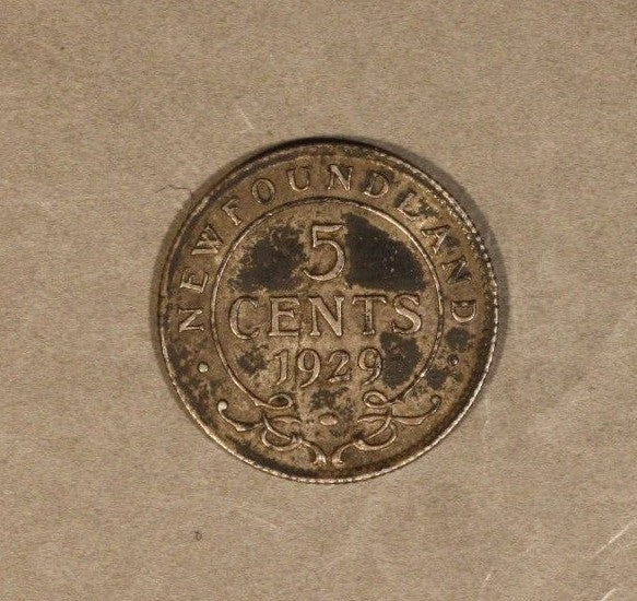 1929 Newfoundland 5 Cents Silver Lightly Circulated   